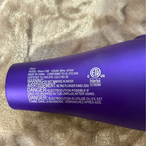 Wazor Purple Hair Dryer with Diffuser - Picture 3 of 4